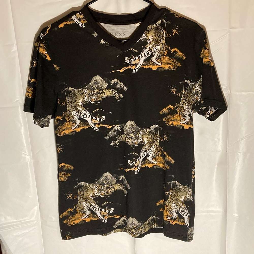 Guess V-neck shirt w/ tigers…size medium.